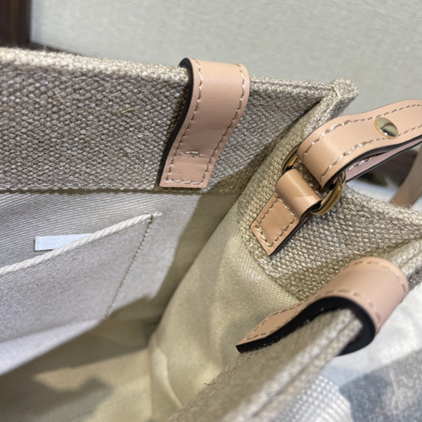 スーパーコピーブランドバッグ角部分ディテール